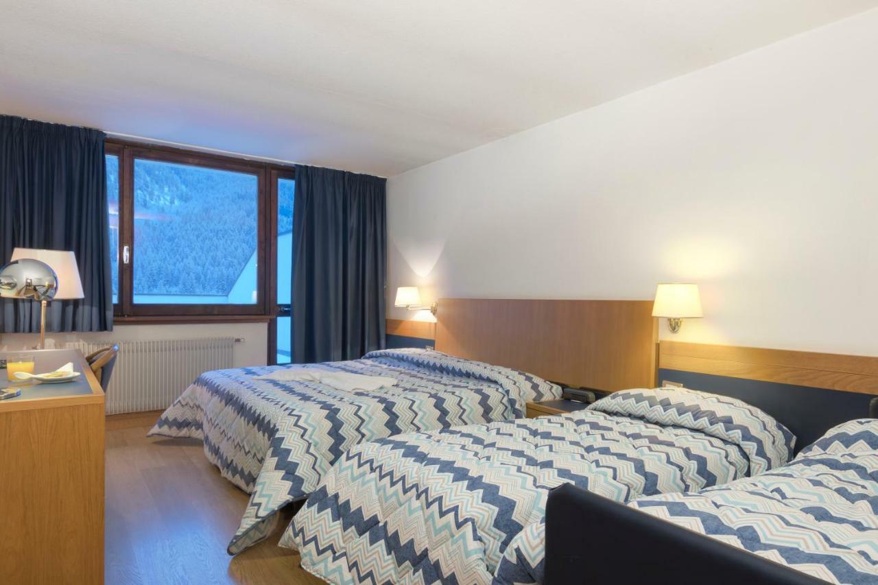 Hotel Club Regina E Fassa Mazzin Exteriör bild